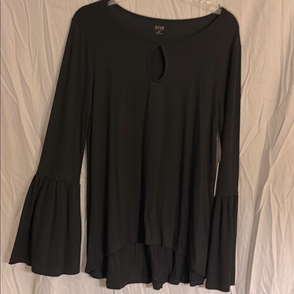 A.n.a Black Long Sleeve Top with Flared Cuffs NWT - Picture 1 of 3
